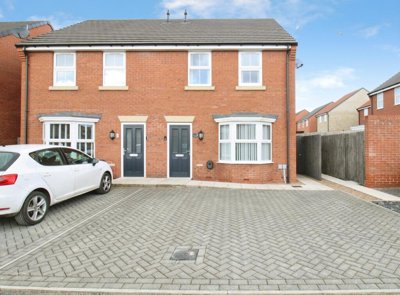 Property on Allerton Way, DN40 2FF