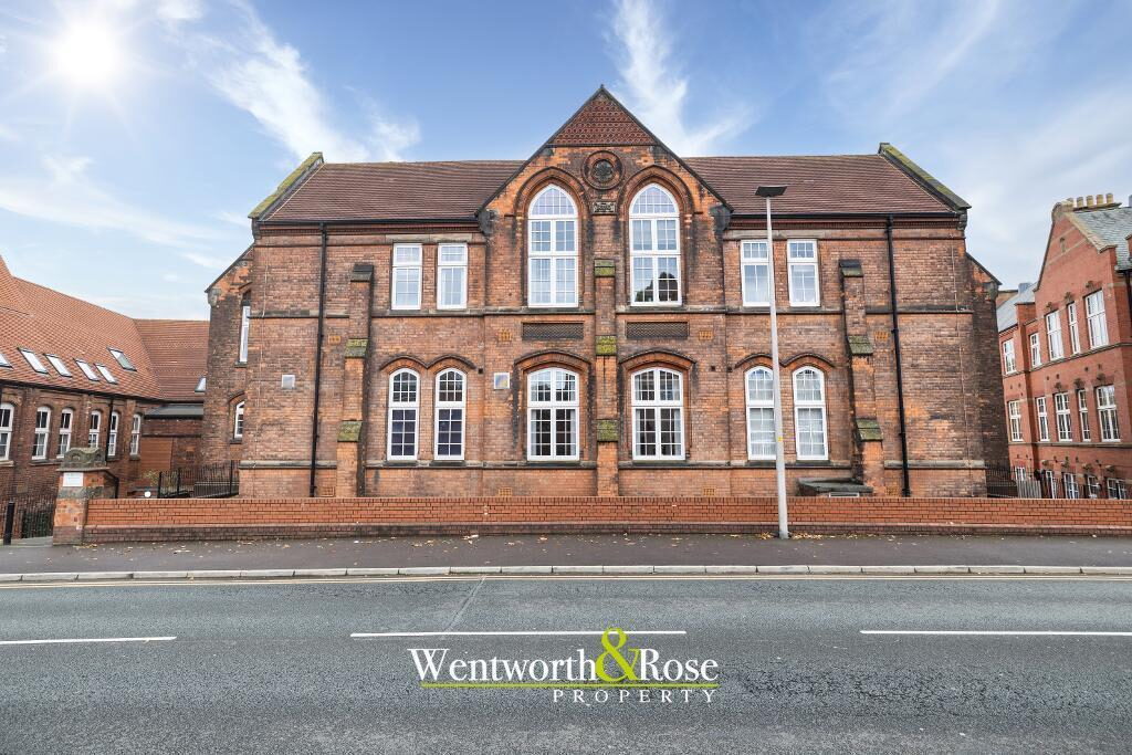 Property main image