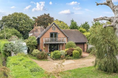 Property on Cornwell'S Bank, BN8 4SD