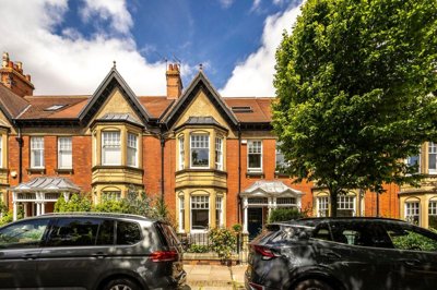 Property on Oaklands, NE3 4YQ