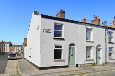 Property on SK10 1AX