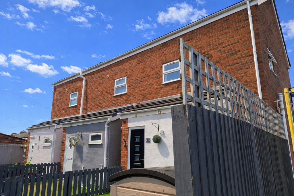 Terraced House