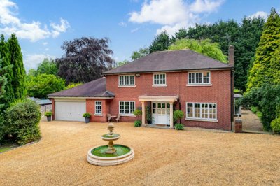 Property on Bellhouse Lane, WA4 2SY