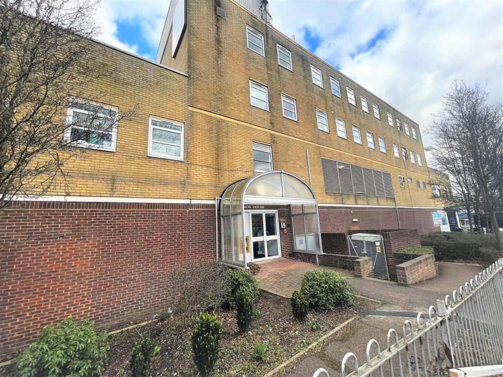 Property main image