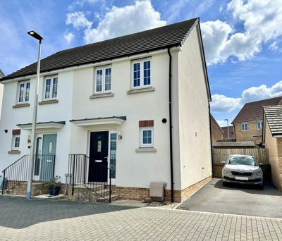 Property on Old Tram Drive, EX31 3WR