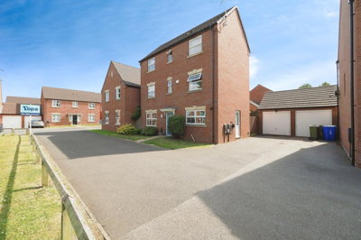 Property on Coral Crescent, NG20 0FP