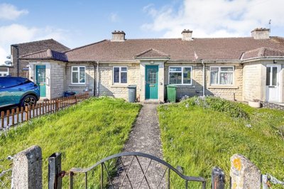 Property on Wood Lane, SN15 3DZ