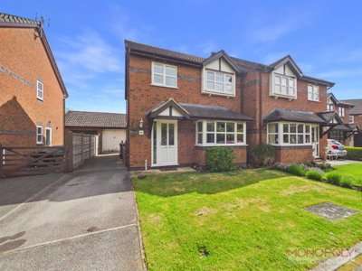 Property on Lavister Walks, LL12 0GA