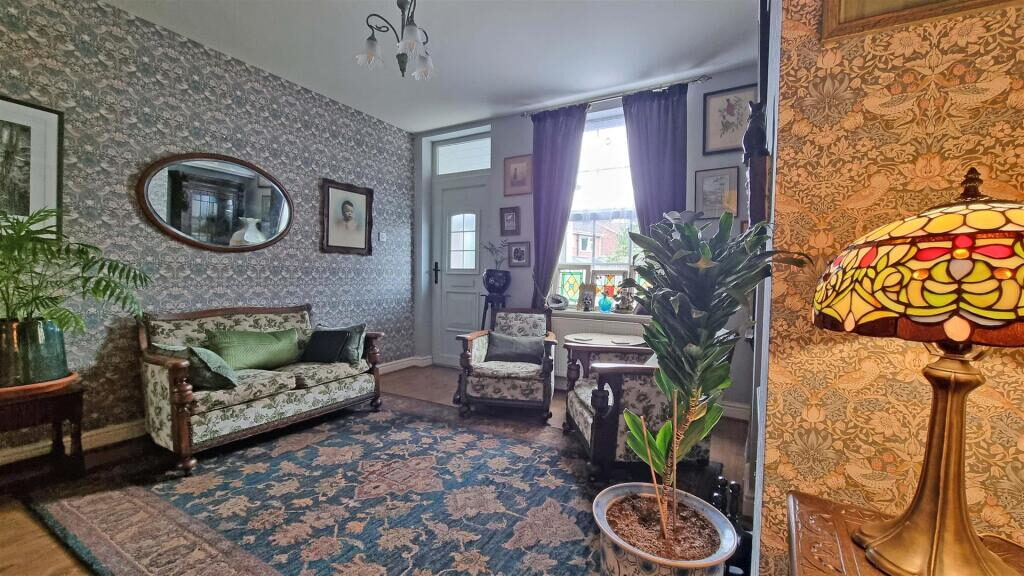 Terraced House