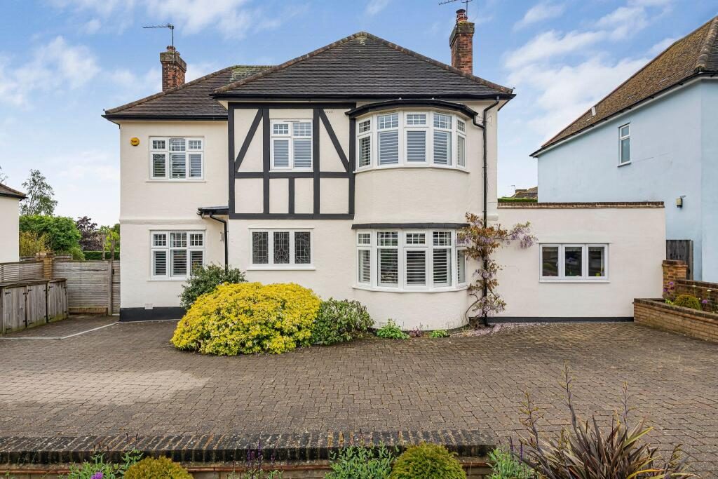Property main image