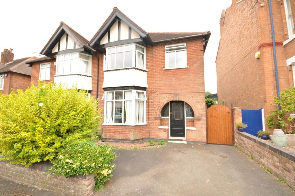 Property main image