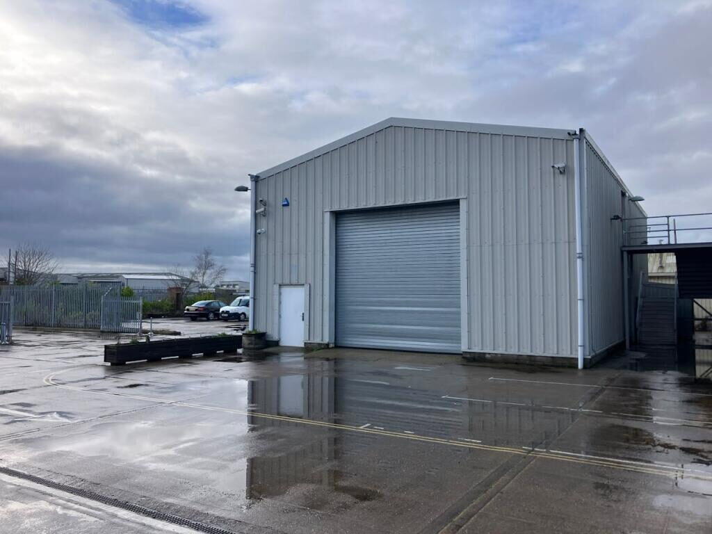 Distribution Warehouse