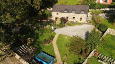 Property on SA19 7UU