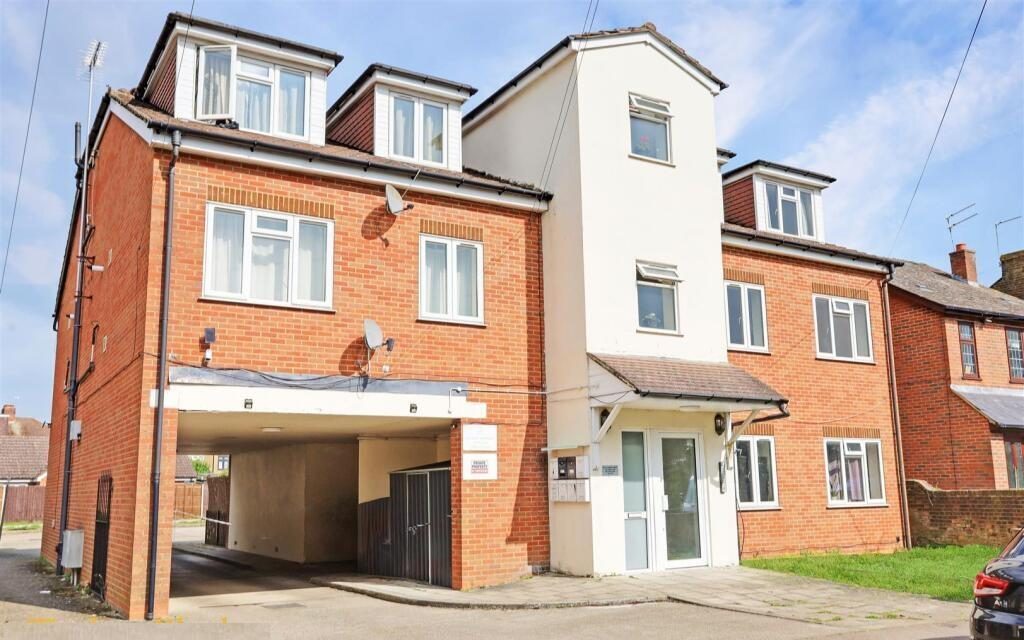 Property main image
