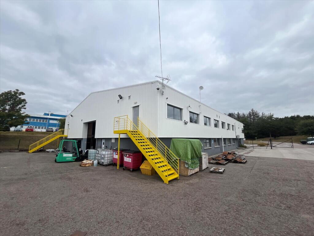 Distribution Warehouse