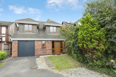 Property on Spinney Close, CW7 3UB