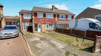 Property on Cotswold Close, MK41 9LR