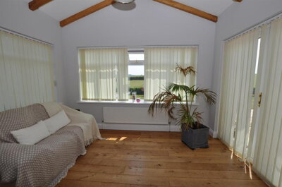 Property on SA33 5BB