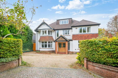 Property on Epsom Lane South, KT20 5TA