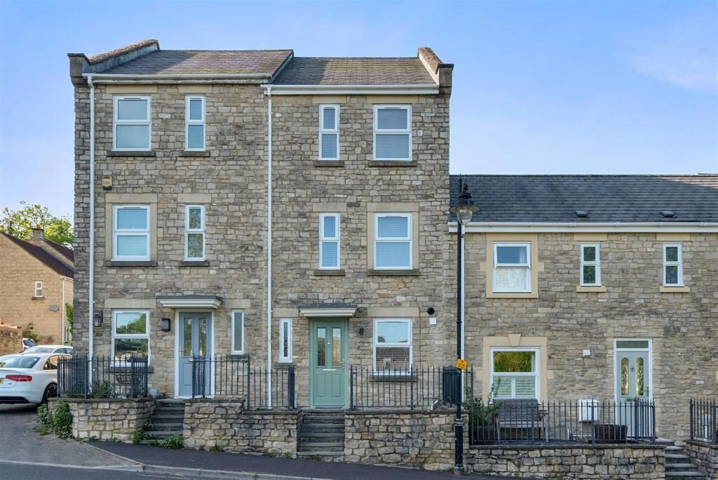 Terraced House