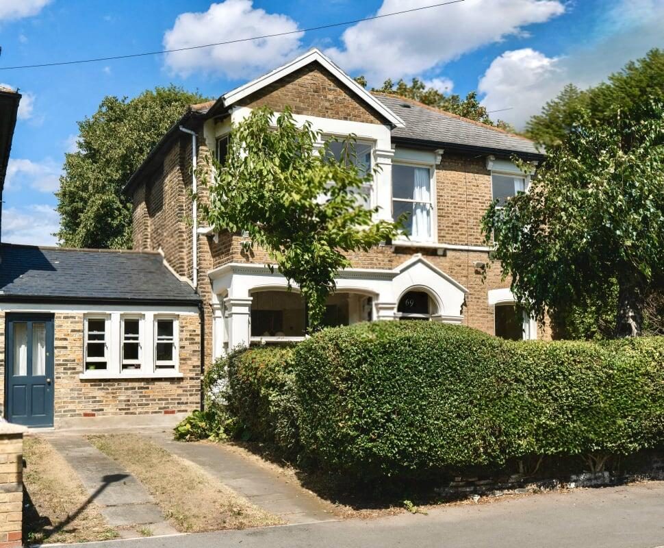 Property main image