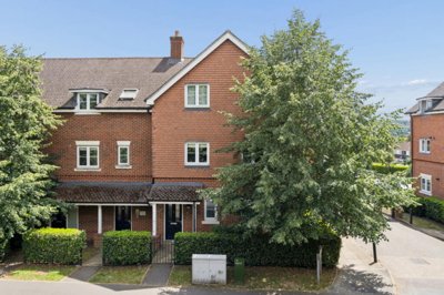Property on Findlay Mews, SL7 1AP
