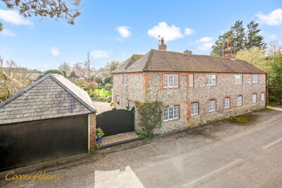 Property on High Street, BN16 4AG