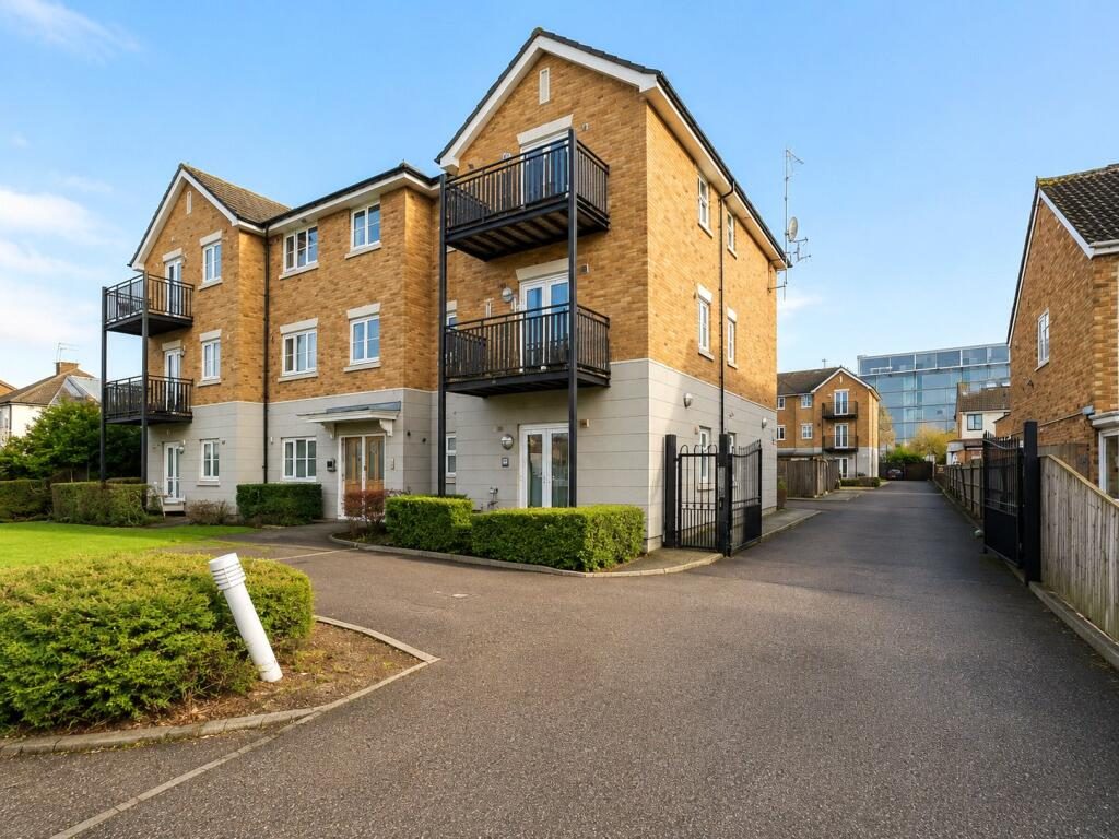 Property main image