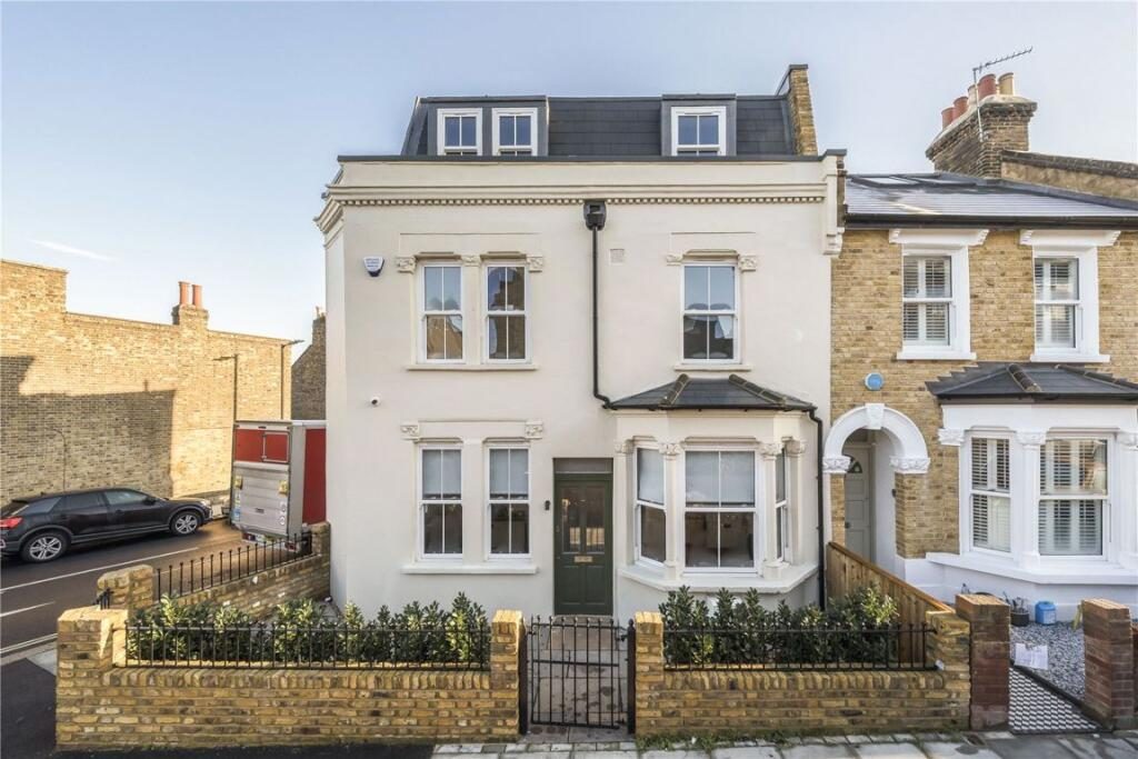 Terraced House