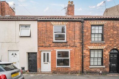 Property on Commercial Road, NG31 6DB