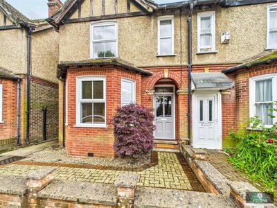 Property on East Park, RH10 6AR
