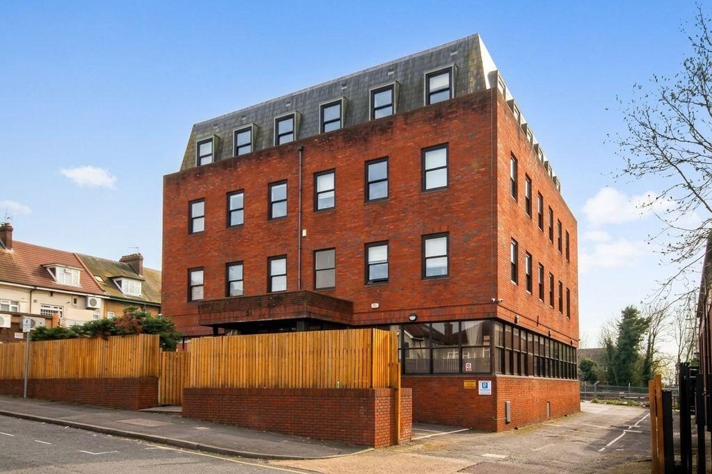 Property main image