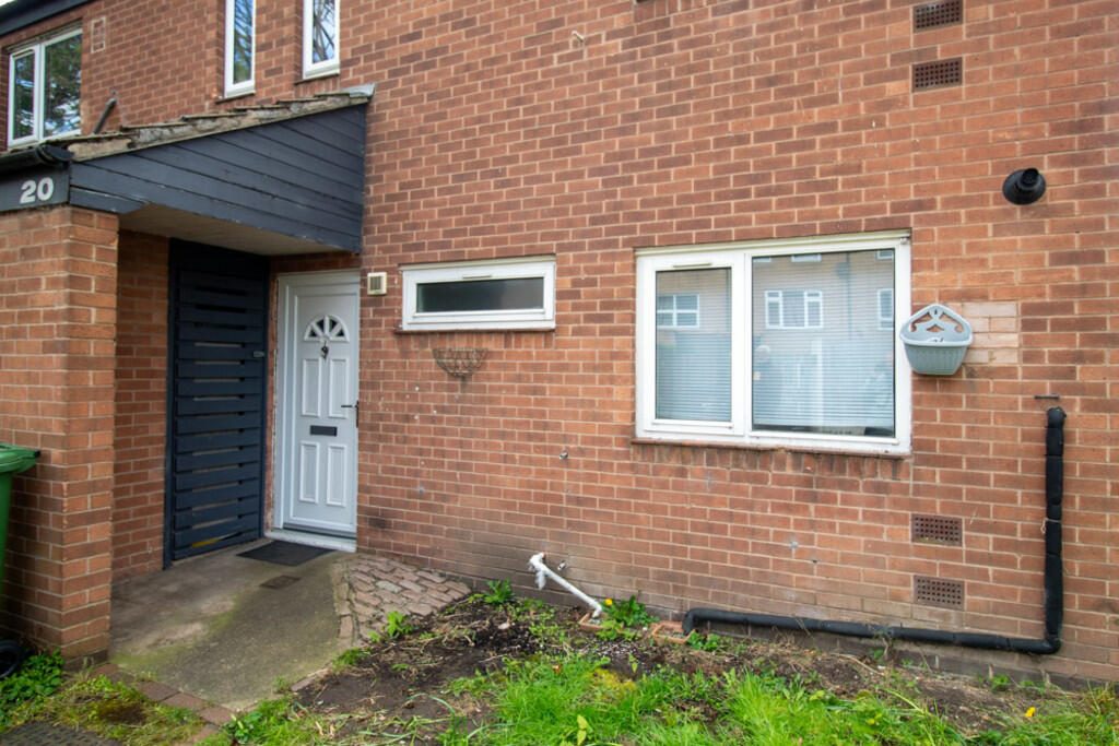 Ground Maisonette