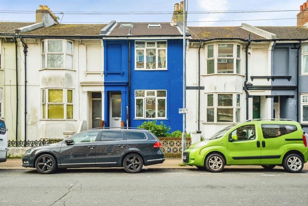 Terraced House