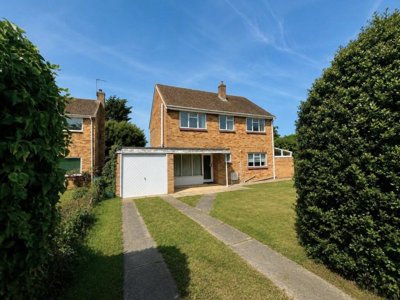 Property on Leamington Drive, SN7 7JZ