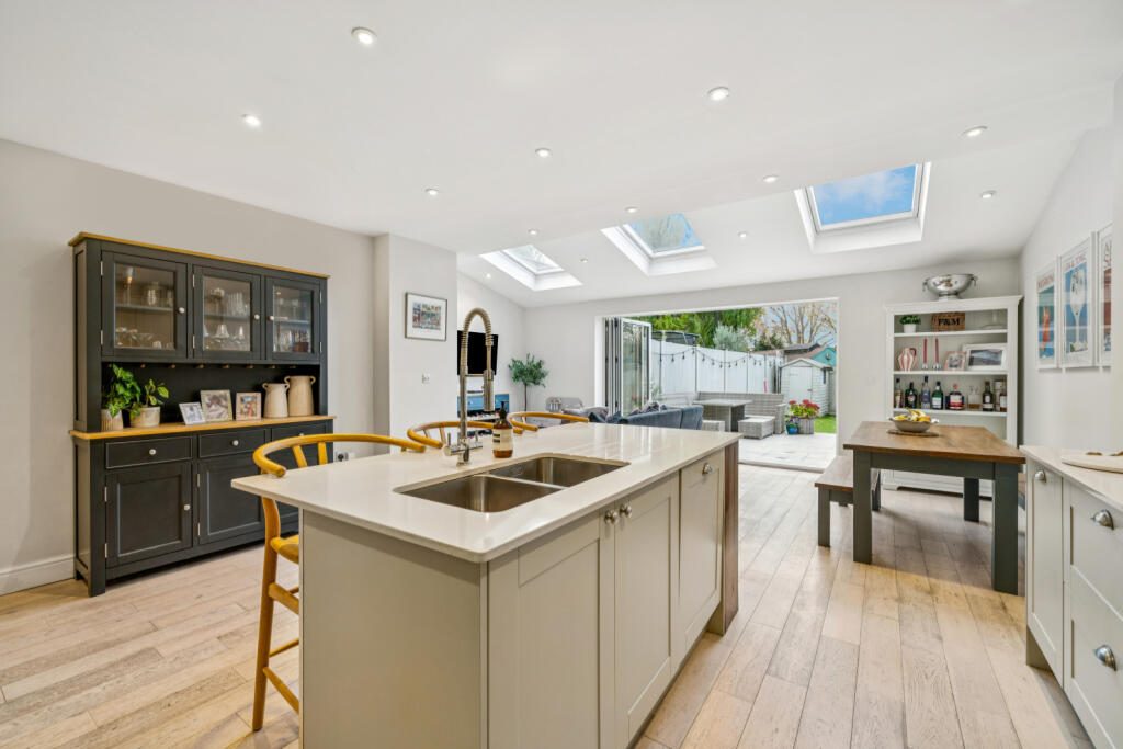 Terraced House