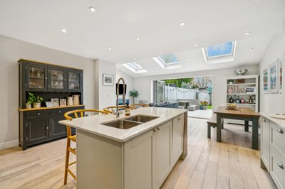 Property on Weybourne Street, SW18 4HG