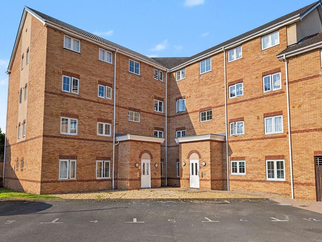 Property main image