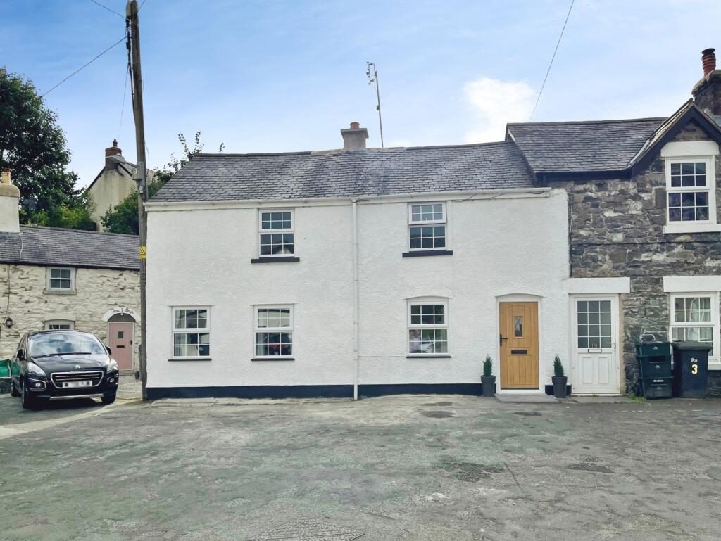 Terraced House
