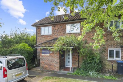 Property on Chippingfield, CM17 0DL