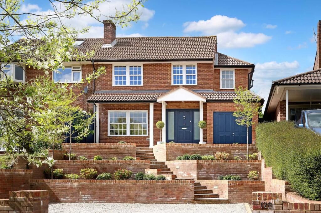 Property main image