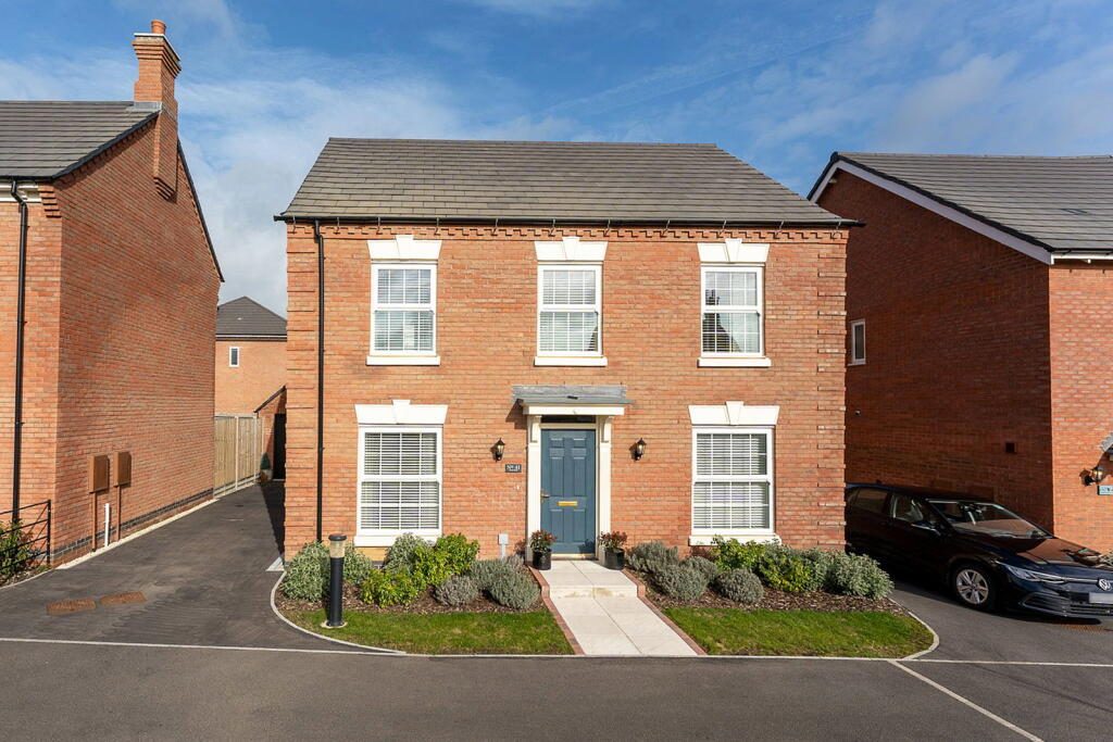 Property main image