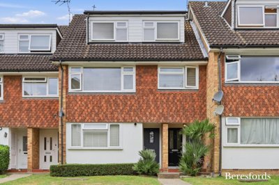 Property on Chapel Court, CM12 9LX