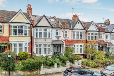 Property on Springcroft Avenue, N2 9JE