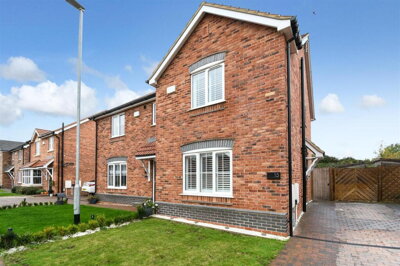Property on Albert Close, DN38 6BJ