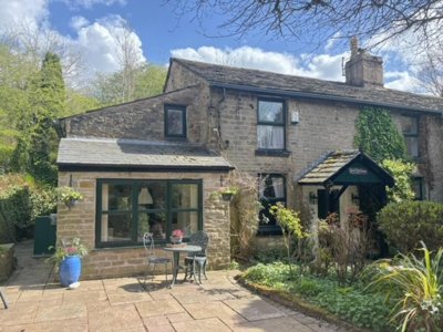 Property on Pinfold Lane, SK6 4NR