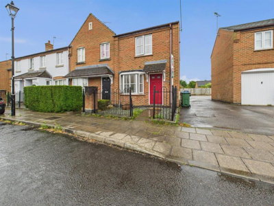 Property on Fairford Leys Way, HP19 7FQ