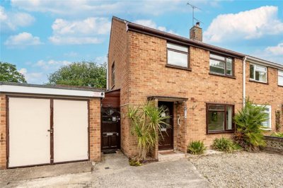 Property on OX11 8QB