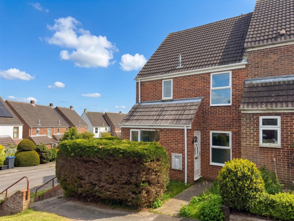 Property main image