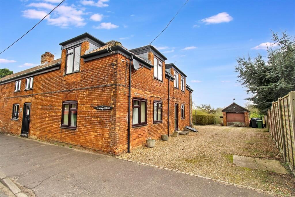 Terraced House